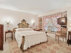 6121 S Forest Court, Centennial CO 80121