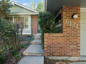 6121 S Forest Court, Centennial CO 80121