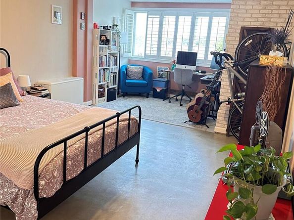 Undisclosed Address #7366633, Denver CO 80210