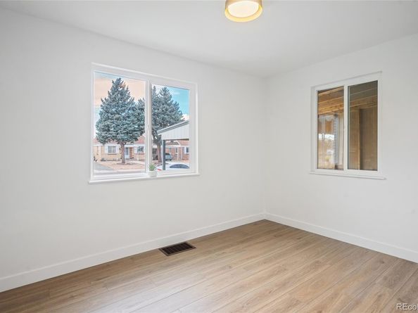 3242 N Albion Street, Denver CO 80207