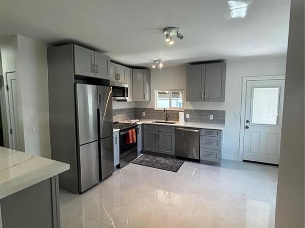 3242 N Albion Street, Denver CO 80207