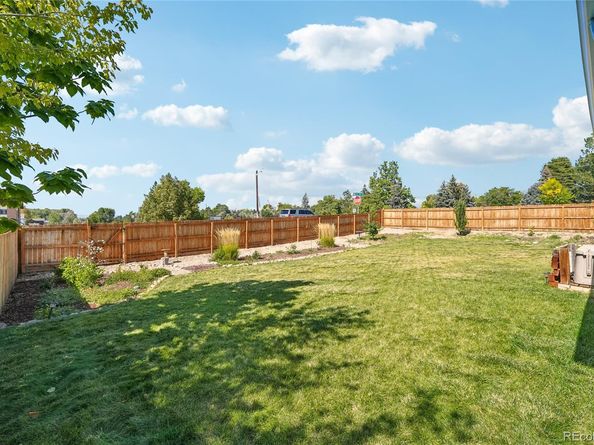2425 Willow Lane, Longmont CO 80503
