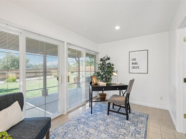 2425 Willow Lane, Longmont CO 80503
