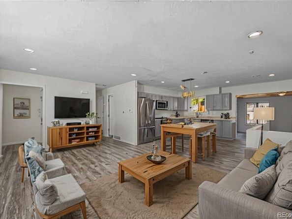 1035 Iris Street, Broomfield CO 80020