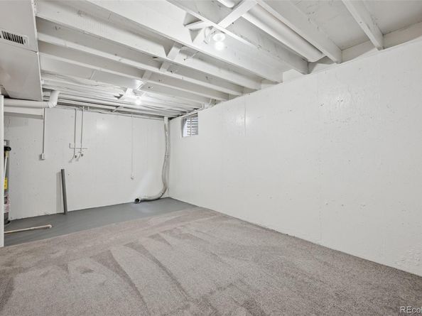155 Paris Circle, Aurora CO 80011