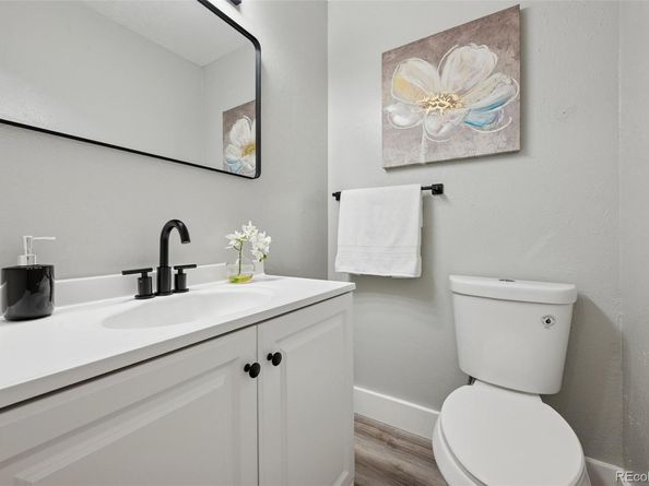 155 Paris Circle, Aurora CO 80011