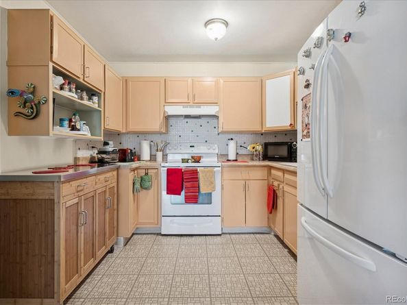 660 S Alton Way 2D, Denver CO 80247