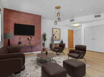 1438 Little Raven Street