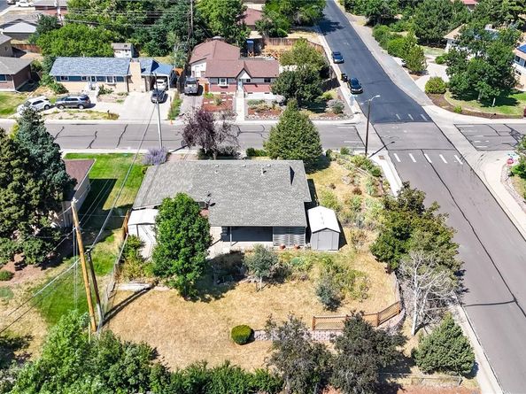 700 S Briarwood Drive, Lakewood CO 80226