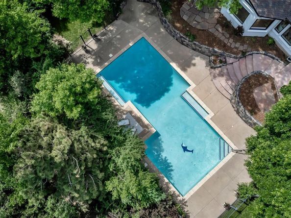 17 E Belleview Lane, Greenwood Village CO 80121