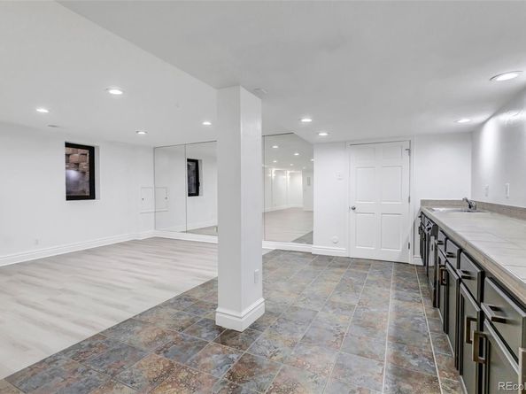 17 E Belleview Lane, Greenwood Village CO 80121