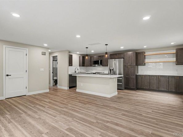 19 Placer Avenue, Longmont CO 80504