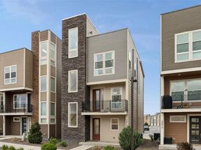 15613 E Broncos Place, Englewood CO 80112