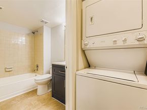 2575 S Syracuse Way M306, Denver CO 80231