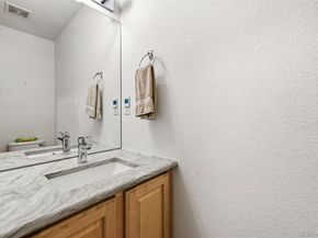 658 S Yarrow Street, Lakewood CO 80226