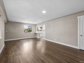 9801 E 8th Avenue, Aurora CO 80010