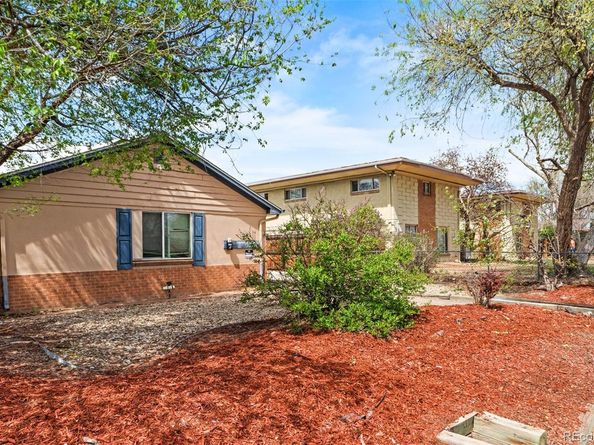 1101 Akron Street, Aurora CO 80010