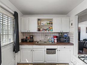 1101 Akron Street, Aurora CO 80010