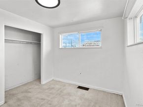 1101 Akron Street, Aurora CO 80010