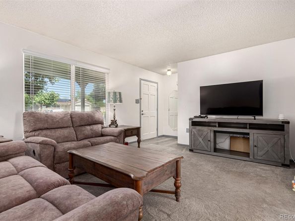 2112 S Olathe Street, Aurora CO 80013