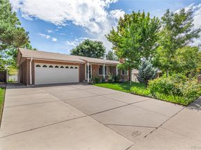 2112 S Olathe Street, Aurora CO 80013