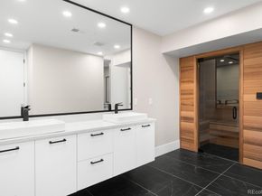 6954 S Espana Way, Centennial CO 80016