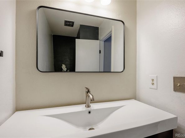 13196 E Linvale Place, Aurora CO 80014