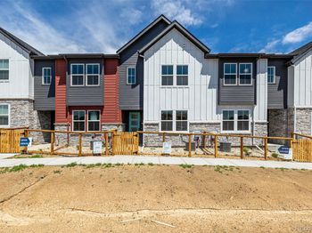 2887 E 103rd Drive