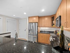 7220 W Bonfils Lane 205, Lakewood CO 80226