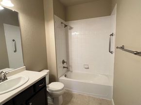 2029 S Flanders Way B, Aurora CO 80013