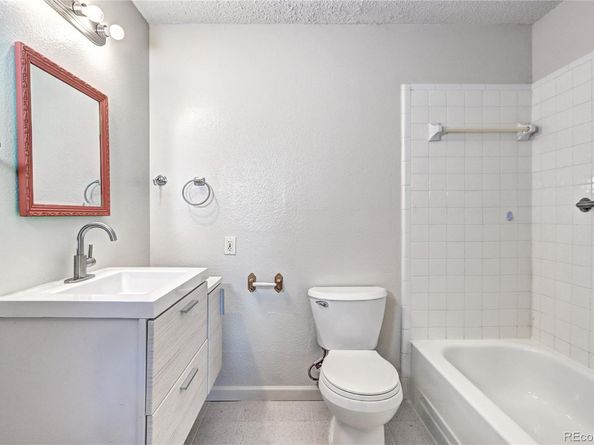 7260 S Gaylord Street E26, Littleton CO 80122