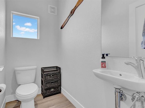 5531 W 11th Place, Lakewood CO 80214