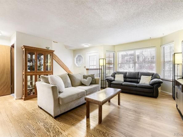 2036 S Balsam Street, Lakewood CO 80227