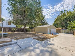 1834 W Crestline Avenue, Littleton CO 80120