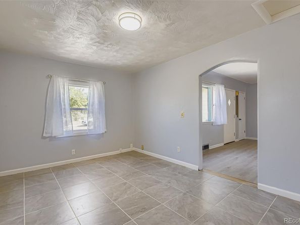 1834 W Crestline Avenue, Littleton CO 80120