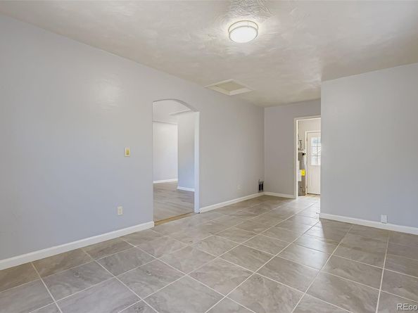1834 W Crestline Avenue, Littleton CO 80120