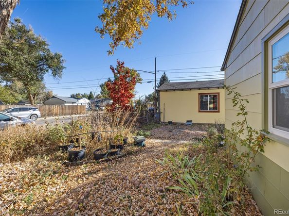 6910 Reno Drive, Arvada CO 80002