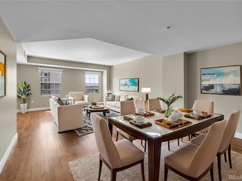 300 W 11th Avenue