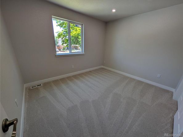 8129 S Yukon Street S, Littleton CO 80128