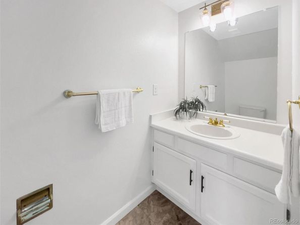 1837 S Pitkin Circle 27, Aurora CO 80017