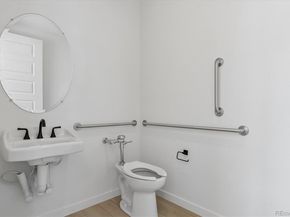 Undisclosed Address #6358784, Centennial CO 80112