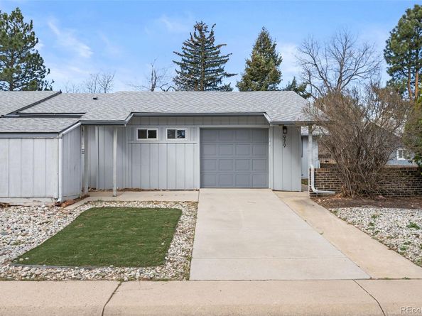 979 Roxwood Lane, Boulder CO 80303