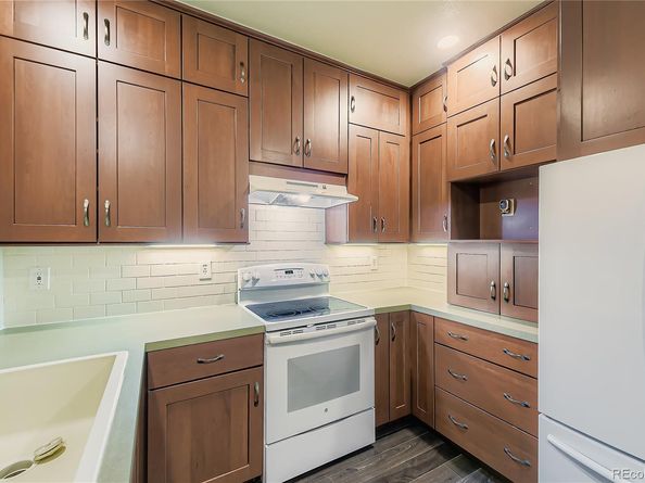 2894 W Riverwalk Circle B209, Littleton CO 80123