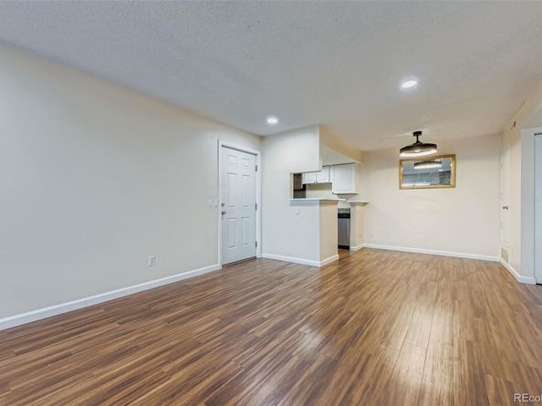 8555 Fairmount Drive H106, Denver CO 80247