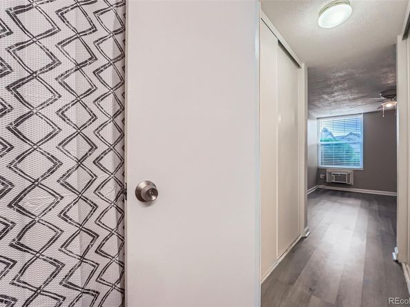 2231 S Vaughn Way 114B, Aurora CO 80014