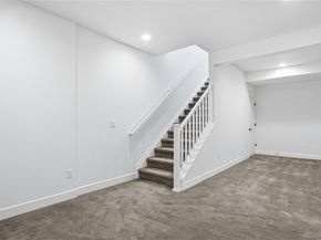6907 W Jewell Drive, Lakewood CO 80227