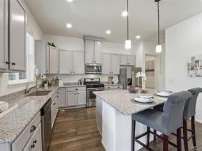 6907 W Jewell Drive, Lakewood CO 80227