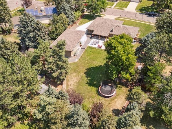 2521 S Chase Lane, Lakewood CO 80227