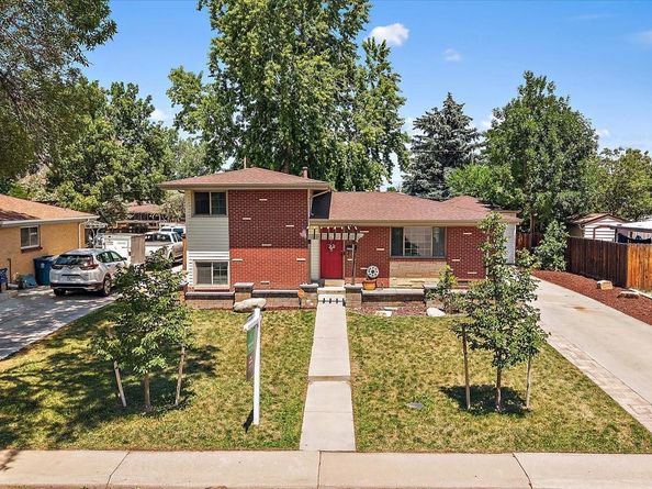 12303 E Park Lane Drive, Aurora CO 80011