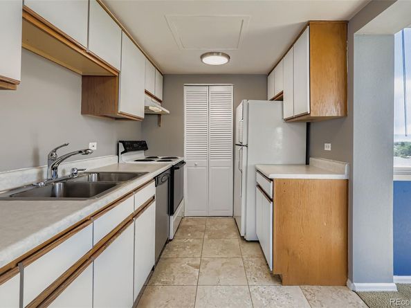1888 S Jackson Street 1002, Denver CO 80210